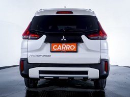JUAL Mitsubishi Xpander Cross Premium AT 2021 Putih 4