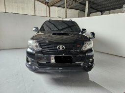 Toyota Fortuner G  VNT TRD 2.5 diesel MT ( Manual ) 2014 Hitam plat ganjil jkt utara 1