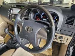 Toyota Fortuner G  VNT TRD 2.5 diesel MT ( Manual ) 2014 Hitam plat ganjil jkt utara 9