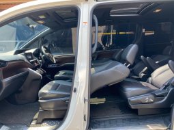 DIJUAL CEPAT!! TOYOTA VOXY AT PUTIH 2019 7