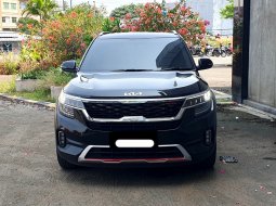 Kia Seltos All New GT Line 2022 hitam sunroof km 12 ribuan