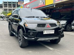 PAJERO SPORT DAKAR AT 2013 , JUAL CEPAT 1
