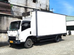 70KM LangkaTERMURAH CDD LONG NMR Isuzu Elf box freezer 2024 frozen bok