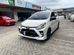 Toyota Agya 1.2 GR Sport A/T 2022 Putih