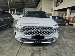 Hyundai Santa Fe Prime 2.2 diesel AT ( Matic ) 2021 Putih Km low 53rban