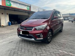 Wuling Confero S 1.5L Lux MT Merah Istimewa