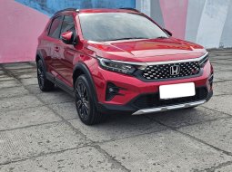 Honda WR-V rs sensing 2023 Merah 5