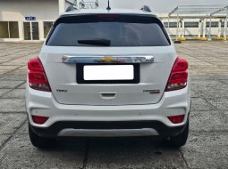 Chevrolet TRAX 1.4 Premier AT 2019 Putih 6