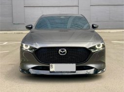Mazda 3 SKYAKTIV-G Hatchback 2023 Abu-abu