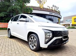 Hyundai Stargazer Prime Captain Seat AT 2023
