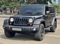 Jeep Wrangler Sport 4-Door 3.8L 2011 Hitam