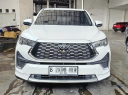 Baru 30rban Km Toyota Innova Zenix Q Hybrid AT Matic 2023 Tangan 1 Siap Pakai Good Condition