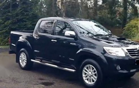 Toyota Hilux Double Cabin 4x4 2 5 2012 Warna Hitam Pribadi 483861