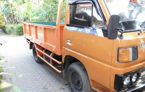 Mobil Truk  Engkel  BLOG OTOMOTIF KEREN