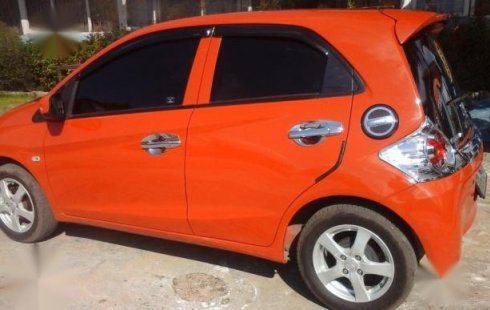 Cari Gambar Mobil Brio Warna Orange