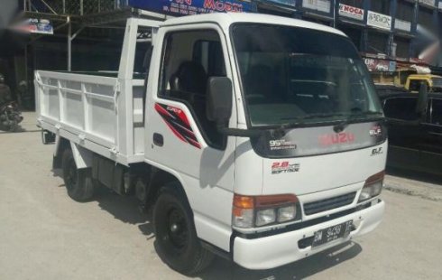 Mobil Truk Engkel Bak Besi Bekas BLOG OTOMOTIF KEREN