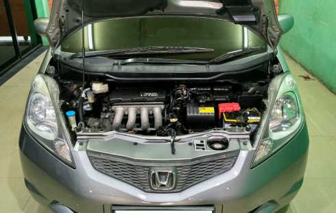 Jual mobil  bekas  Honda Jazz S 1 5 2009 dengan harga murah  