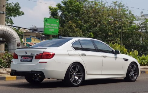 DKI Jakarta  dijual  mobil  BMW  5 Series 520i Luxury 2013 