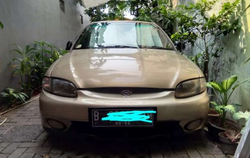 Jual mobil  bekas  murah  Hyundai Accent 2001 di DKI  Jakarta 
