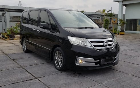 Jual Mobil Nissan Serena Highway Star Autech Panoramic Fullspec