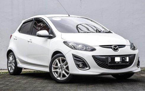 Depok Dijual Cepat Mazda 2 R 13 Bekas