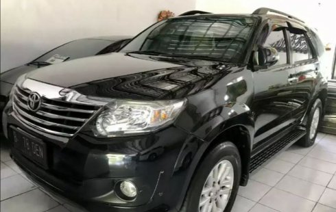 Jual Cepat Mobil  Toyota Fortuner  G Luxury 2011 di Jawa  