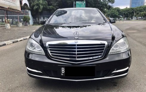 Mercedes-Benz S 300 L 2008 Hitam