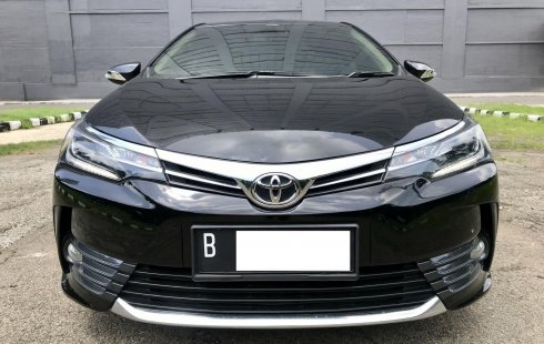 Toyota Corolla Altis V AT 2017 Hitam