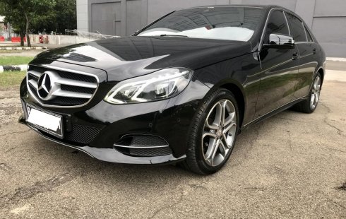 Mercedes-Benz E-Class E250 AT 2015 Hitam
