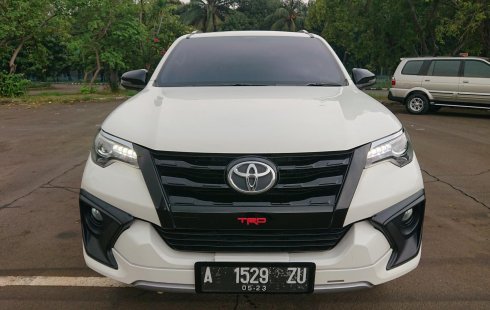FORTUNER VRZ TRD AT PUTIH 2018