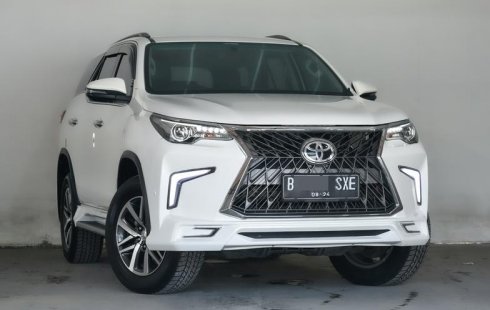 Toyota Fortuner 2.4 VRZ AT 2019 SUV - Bergaransi Mesin 30 Hari