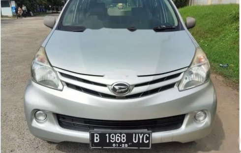 Mobil Daihatsu Xenia 2015 M dijual, Banten
