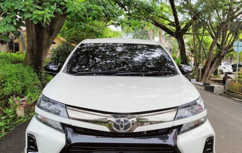 Toyota Avanza Veloz 1.5 GR AT  2021 Putih