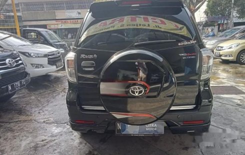 Jual mobil bekas murah Toyota Sportivo 2017 di Jawa Timur