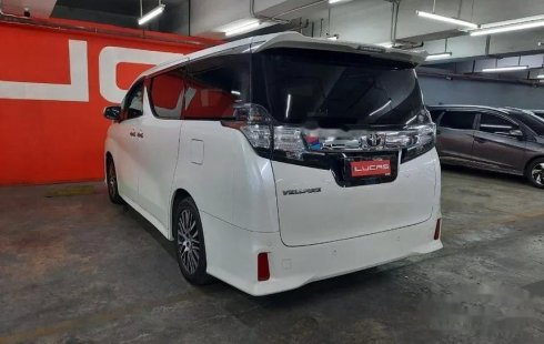 Jawa Barat, Toyota Vellfire ZG 2015 kondisi terawat