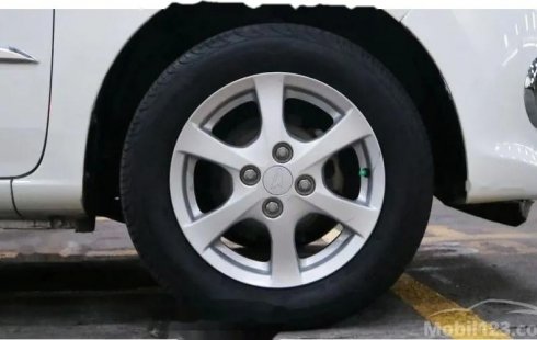 Jual Daihatsu Ayla X 2015 harga murah di Jawa Barat