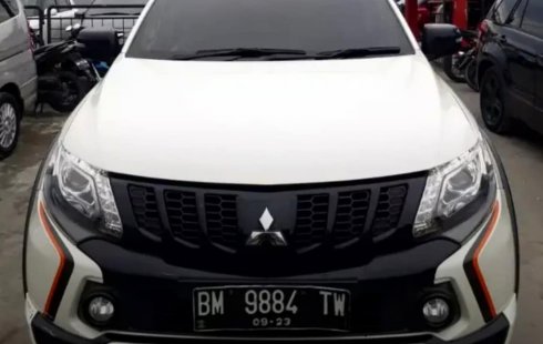 Mitsubishi Triton EXCEED 4×4 MT 2018