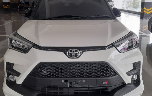 Promo Toyota Raize 1.0 GR Sport two tone putih