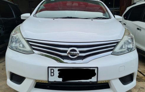 Nissan Grand Livina SV AT ( Matic ) 2017 Putih Km 96rban Siap Pakai
