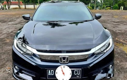Mobil Honda Civic 2018 ES Prestige terbaik di Jawa Tengah