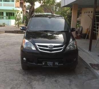 Jual mobil Daihatsu Xenia Xi Family Warna Hitam