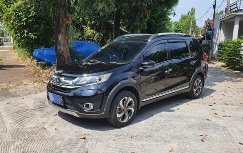 Honda BR-V E CVT 2016 -  Low KM - Siap Mudik TDP 20 JT