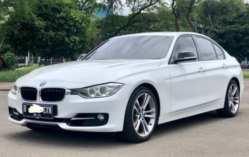 BMW 3 Series 328i 2014 Harga Special