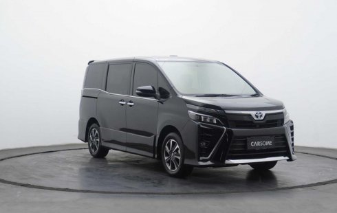 Toyota Voxy 2.0 A/T 2019