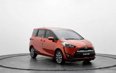 Toyota Sienta V CVT 2017