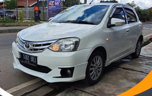 Toyota Etios Valco E 2014