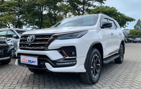 TOYOTA NEW FORTUNER VRZ 2.4 GR SPORT DIESEL AT MATIC 2021 PUTIH