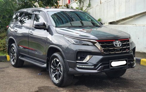 Km19rb toyota fortuner vrz trd abu 2021 tangan pertama cash kredit bisa