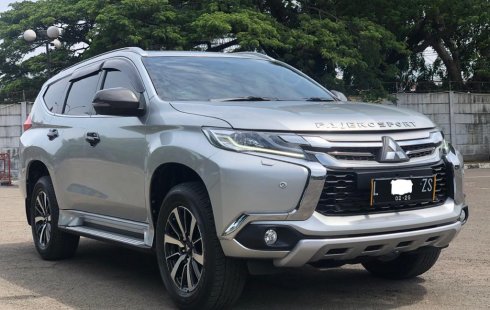 Mitsubishi Pajero Sport Dakar 4x2 AT 2019 Silver