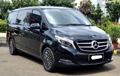 5rban mls Mercedes-Benz V-Class V 260 2019 MPV hitam avg cash kredit proses bisa dibantu